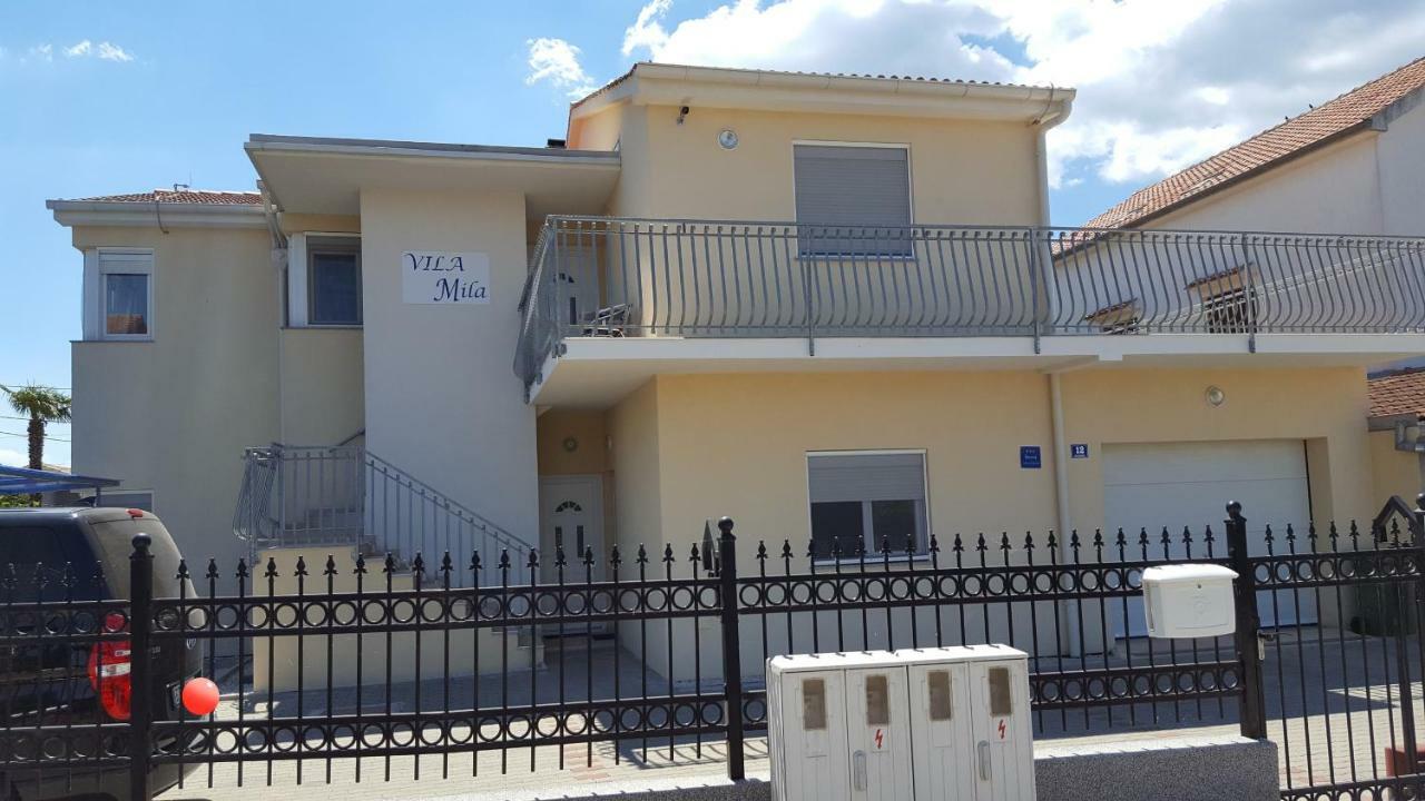 Vila Mila Apartments Sukošan Kültér fotó